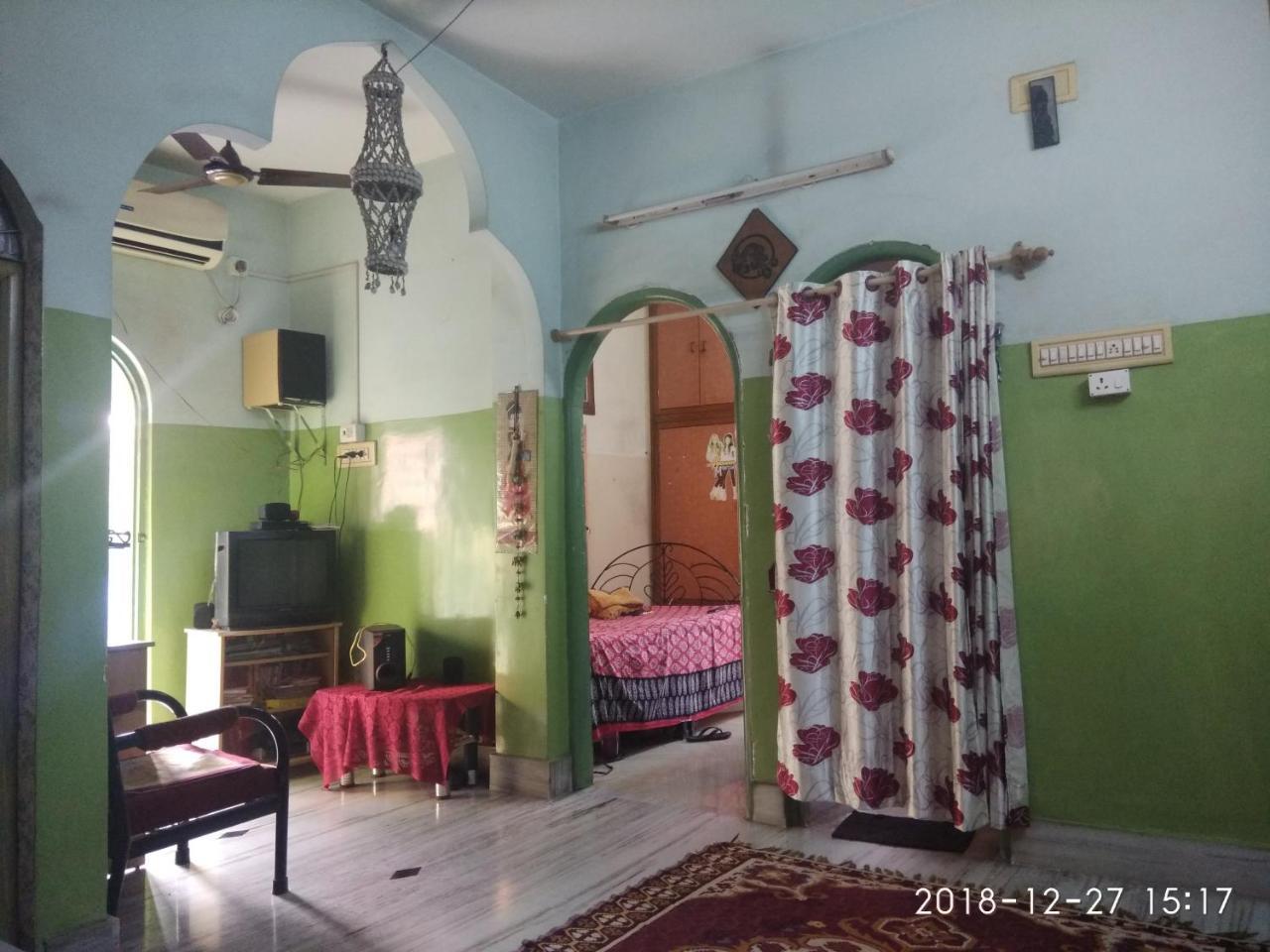 Peaceful Living Apartment Kolkata Ngoại thất bức ảnh